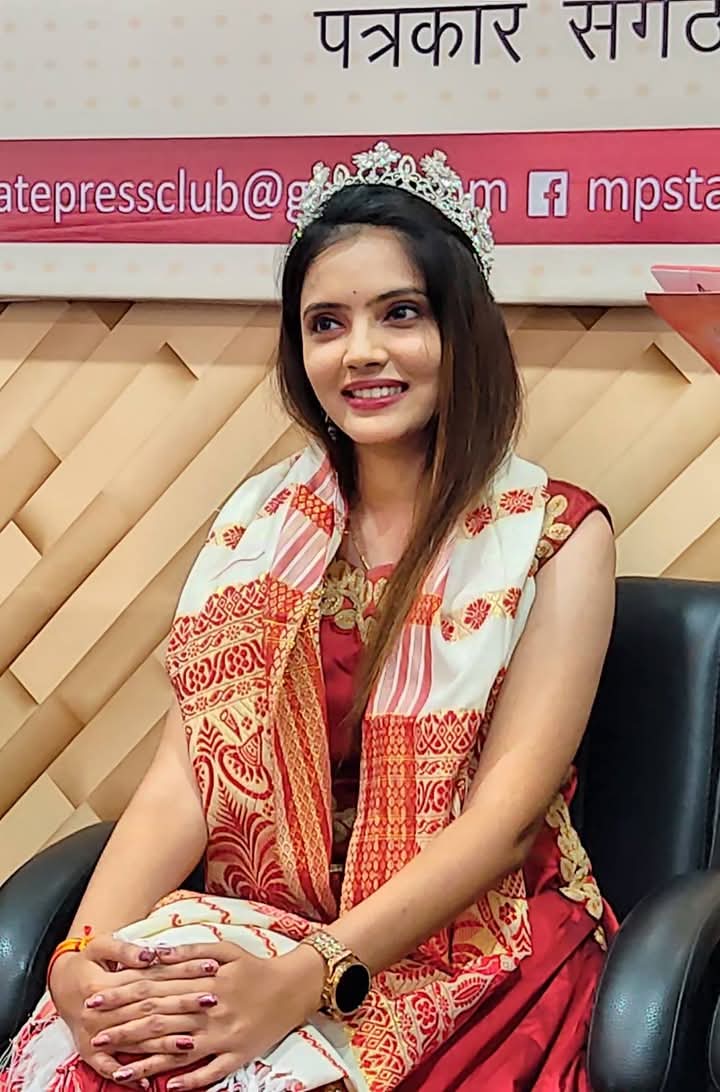 बेहिचक मॉडलिंग इंडस्ट्री में आए नई पीढ़ी मिस एमपी ख़ुशी मिस वर्ल्ड बनने की राह पर