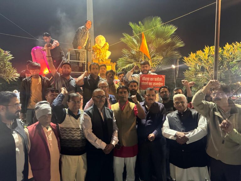 भारतीय सिन्धू सभा युवा शाखा इंदौर द्वारा शहीद हेमू कालानी जी के 82वे बलिदान दिवस पर श्रद्धांजलि समारोह सम्पन्न*