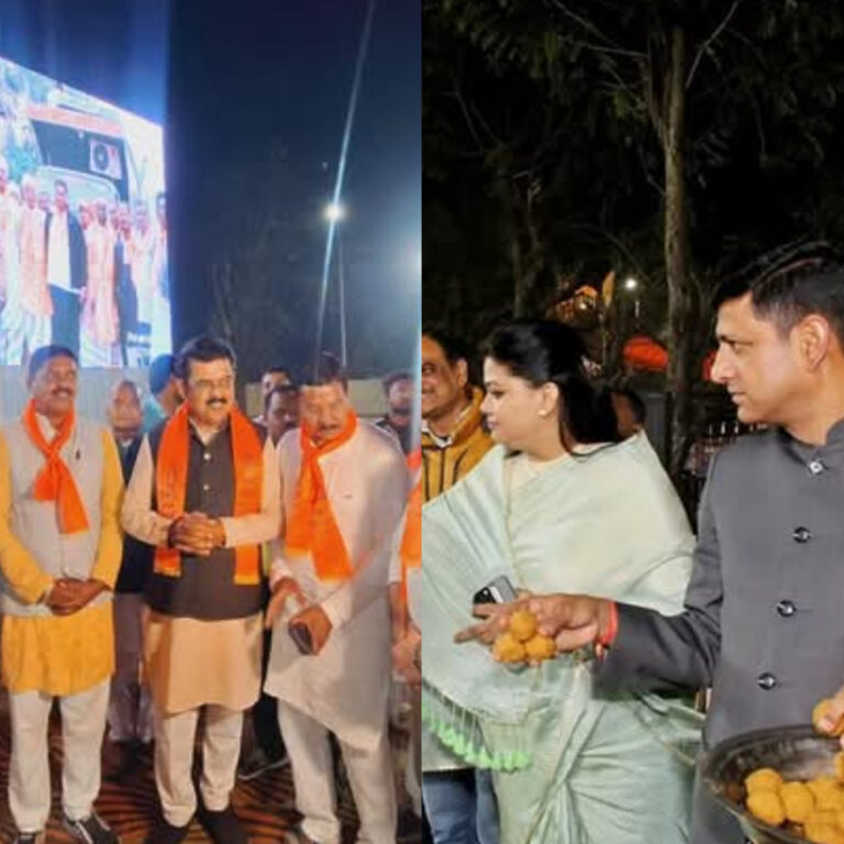 श्री राम मंदिर प्राण प्रतिष्ठा की प्रथम वर्षगांठ पर देश भर में आयोजन हुए इंदौर कैसे पीछे रह जाता इंदौर सांसद शंकर लालवानी व महापौर पुष्पमित्र भार्गव ने जनता के साथ खुशी मनाई।