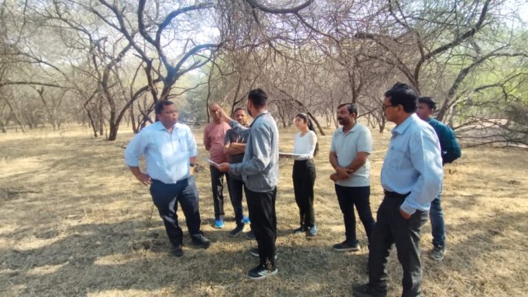 शहर के मध्य क्षेत्र में बनेगा भव्य उद्यान एवं तालाब,शहर के लंग्स होंगे मजबूत और नागरिकों को मिलेगा बेहतर वातावरणशहर के लंग्स होंगे मजबूत और नागरिकों को मिलेगा बेहतर वातावरण