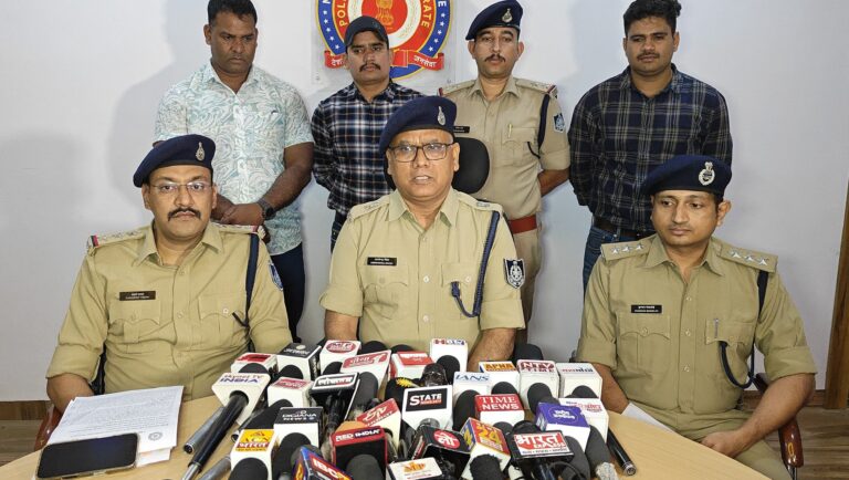 बोरी अलीराजपुर के नामी सोमला गैंग के 02 शातिर नकबजन पुलिस थाम कनाडिया पुलिस की गिरफ्त में।